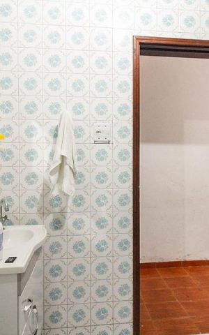 Casa à venda com 343m², 2 quartos e 10 vagas Casa à venda com 343m², 2 quartos e 10 vagasBanheiro Social
