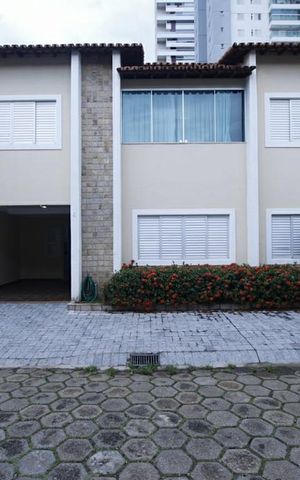 Casa de condomínio para alugar com 170m², 3 quartos e 2 vagas Casa de condomínio para alugar com 170m², 3 quartos e 2 vagasFachada da Casa