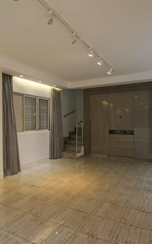 Casa de condomínio para alugar com 170m², 3 quartos e 2 vagas Casa de condomínio para alugar com 170m², 3 quartos e 2 vagasSala 1