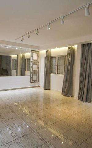 Casa de condomínio para alugar com 170m², 3 quartos e 2 vagas Casa de condomínio para alugar com 170m², 3 quartos e 2 vagasSala 1