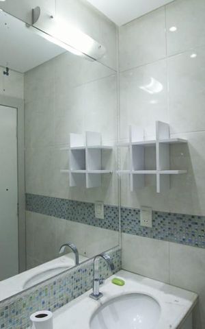 Casa de condomínio para alugar com 170m², 3 quartos e 2 vagas Casa de condomínio para alugar com 170m², 3 quartos e 2 vagasDetalhe do Banheiro da Suíte 2 - Espelho