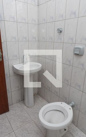Apartamento para alugar com 65m², 2 quartos e sem vaga Apartamento para alugar com 65m², 2 quartos e sem vagaBanheiro