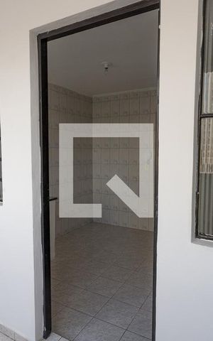 Apartamento para alugar com 65m², 2 quartos e sem vaga Apartamento para alugar com 65m², 2 quartos e sem vagaÁrea de serviço