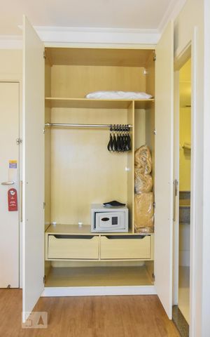 Studio à venda com 65m², 1 quarto e 1 vagaQuarto