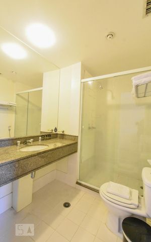 Studio à venda com 65m², 1 quarto e 1 vagaBanheiro