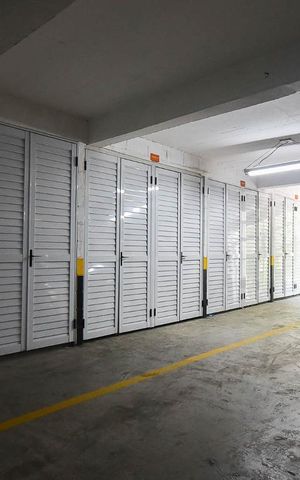 Apartamento à venda com 142m², 3 quartos e 2 vagas Apartamento à venda com 142m², 3 quartos e 2 vagasVagas de garagem