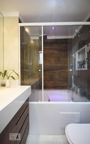 Apartamento à venda com 142m², 3 quartos e 2 vagas Apartamento à venda com 142m², 3 quartos e 2 vagasBanheiro suíte 3