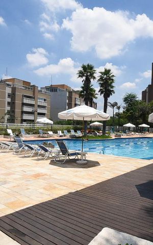Apartamento à venda com 142m², 3 quartos e 2 vagas Apartamento à venda com 142m², 3 quartos e 2 vagasPiscina