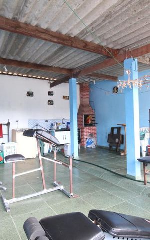 Casa à venda com 80m², 2 quartos e 3 vagasÁrea de serviço