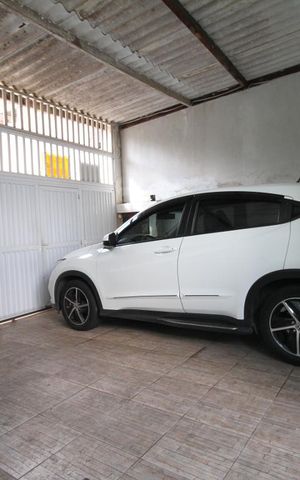 Casa à venda com 80m², 2 quartos e 3 vagasGaragem
