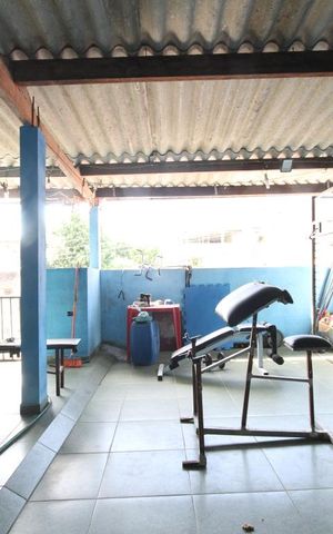 Casa à venda com 80m², 2 quartos e 3 vagasÁrea de serviço
