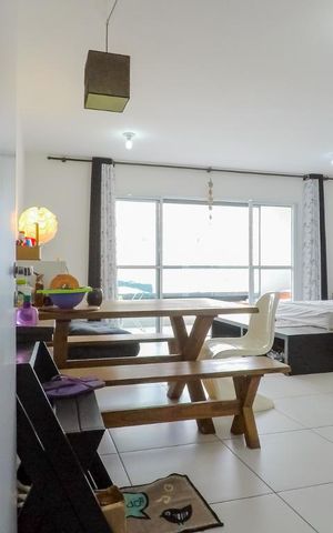 Studio à venda com 38m², 1 quarto e sem vagaEntrada