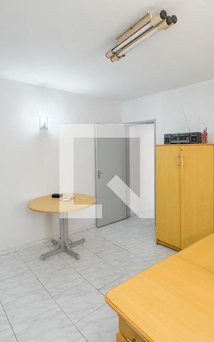Casa à venda com 200m², 4 quartos e 3 vagas Casa à venda com 200m², 4 quartos e 3 vagasquarto - casa 2
