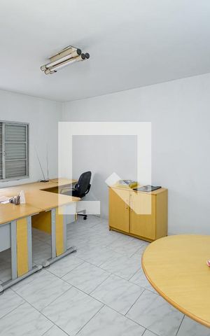 Casa à venda com 200m², 4 quartos e 3 vagas Casa à venda com 200m², 4 quartos e 3 vagasquarto - casa 2