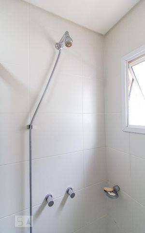 Studio para alugar com 29m², 1 quarto e sem vaga Studio para alugar com 29m², 1 quarto e sem vagaBanheiro