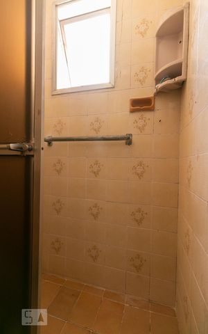 Apartamento à venda com 56m², 2 quartos e 1 vaga Apartamento à venda com 56m², 2 quartos e 1 vagaBanheiro 1
