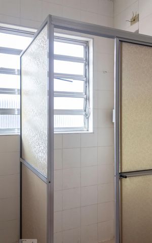 Casa à venda com 250m², 3 quartos e 7 vagasBanheiro do Quarto 3