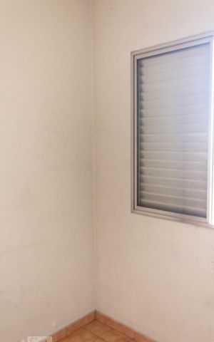 Casa à venda com 250m², 3 quartos e 7 vagasQuarto de Serviço