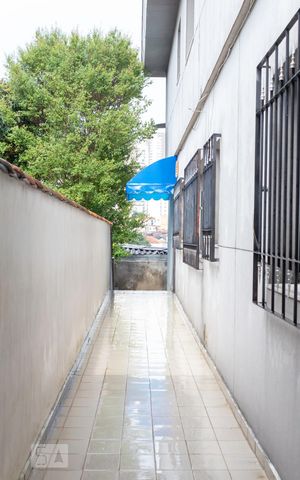 Casa à venda com 250m², 3 quartos e 7 vagasCorredor Externo