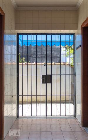 Casa à venda com 250m², 3 quartos e 7 vagasÁrea de Serviço