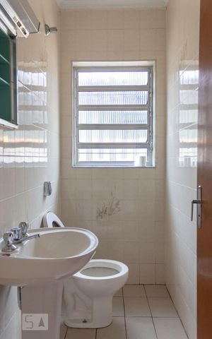 Casa à venda com 250m², 3 quartos e 7 vagasLavabo