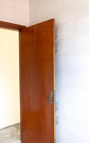 Casa à venda com 250m², 3 quartos e 7 vagasBanheiro do Quarto 1