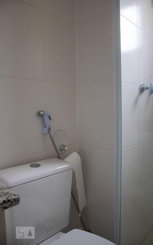 Apartamento à venda com 67m², 2 quartos e 1 vaga Apartamento à venda com 67m², 2 quartos e 1 vagaBanheiro do Quarto 1