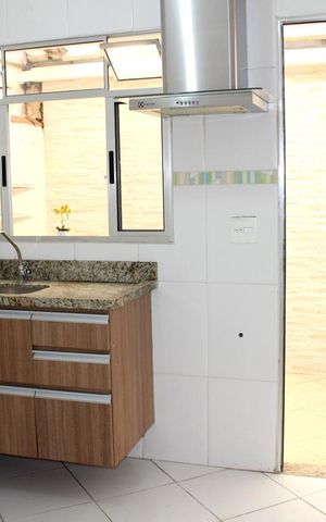 Casa de condomínio à venda com 69m², 2 quartos e 1 vagacozinha