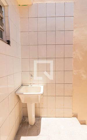 Casa à venda com 126m², 2 quartos e 2 vagas Casa à venda com 126m², 2 quartos e 2 vagasÁrea de Serviço