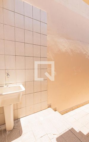 Casa à venda com 126m², 2 quartos e 2 vagas Casa à venda com 126m², 2 quartos e 2 vagasÁrea de Serviço