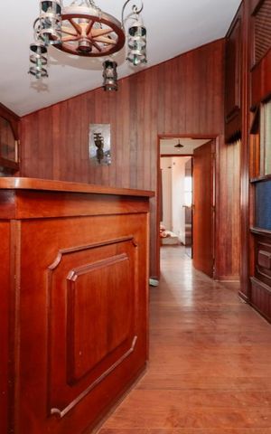 Casa à venda com 450m², 5 quartos e 1 vaga Casa à venda com 450m², 5 quartos e 1 vagaSuíte 1