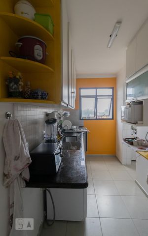 Apartamento à venda com 74m², 3 quartos e 2 vagas Apartamento à venda com 74m², 3 quartos e 2 vagasCozinha