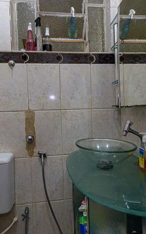 Apartamento à venda com 85m², 2 quartos e 1 vaga Apartamento à venda com 85m², 2 quartos e 1 vagaBanheiro Social