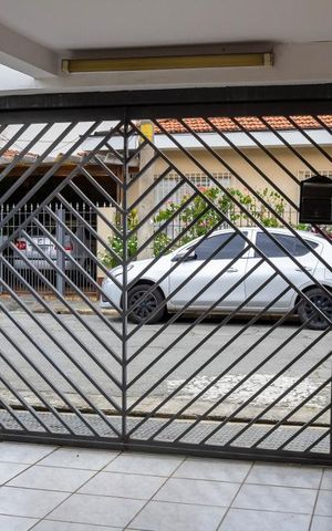 Casa para alugar com 130m², 2 quartos e 2 vagasEntrada