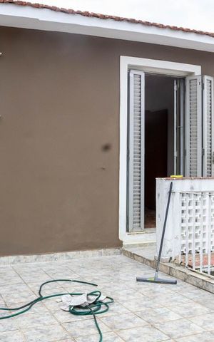 Casa para alugar com 130m², 2 quartos e 2 vagasVaranda