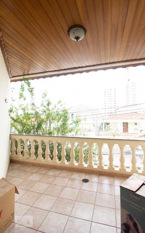 Casa à venda com 359m², 5 quartos e 4 vagas Casa à venda com 359m², 5 quartos e 4 vagasSacada da Suíte 1