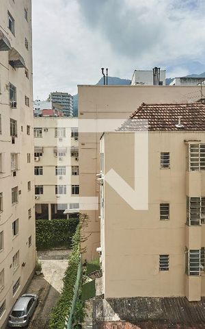 Apartamento para alugar com 82m², 2 quartos e sem vagaQuarto 2 Vista