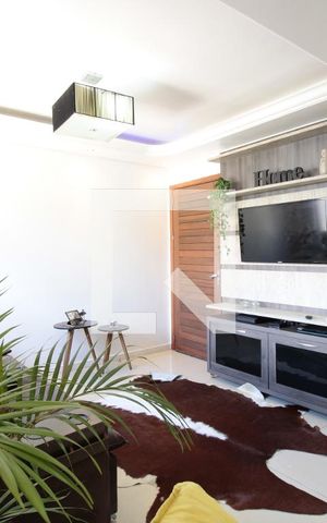 Casa de condomínio à venda com 100m², 2 quartos e 2 vagasSala