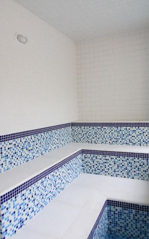 Casa à venda com 600m², 4 quartos e 5 vagas Casa à venda com 600m², 4 quartos e 5 vagasSauna