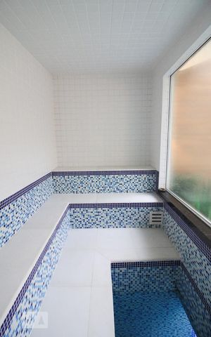 Casa à venda com 600m², 4 quartos e 5 vagas Casa à venda com 600m², 4 quartos e 5 vagassauna
