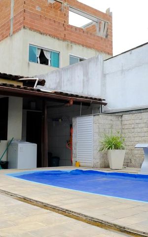 Casa à venda com 159m², 3 quartos e 4 vagasPiscina