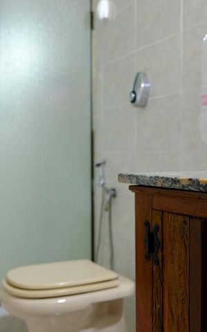 Casa à venda com 159m², 3 quartos e 4 vagasBanheiro da suíte