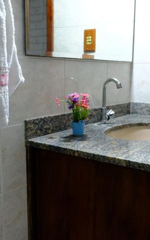 Casa à venda com 159m², 3 quartos e 4 vagasBanheiro da suíte