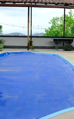Casa à venda com 159m², 3 quartos e 4 vagasPiscina