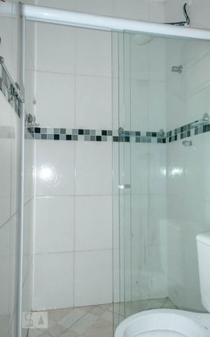 Casa de condomínio à venda com 76m², 2 quartos e 1 vaga Casa de condomínio à venda com 76m², 2 quartos e 1 vagaBanheiro 1