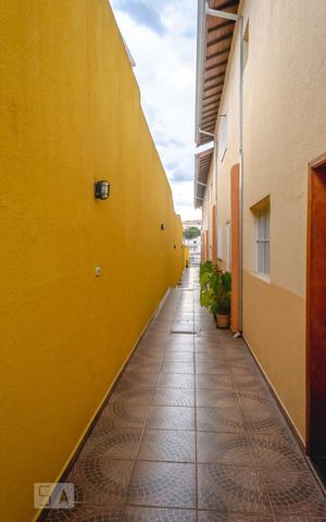 Casa de condomínio à venda com 76m², 2 quartos e 1 vaga Casa de condomínio à venda com 76m², 2 quartos e 1 vagaÁrea comum