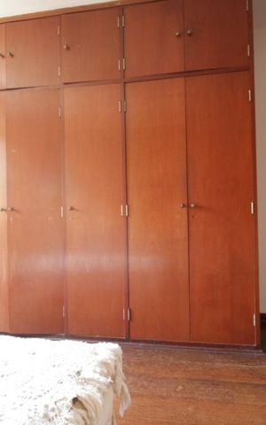 Casa à venda com 500m², 5 quartos e 7 vagasBanheiro do Quarto 2