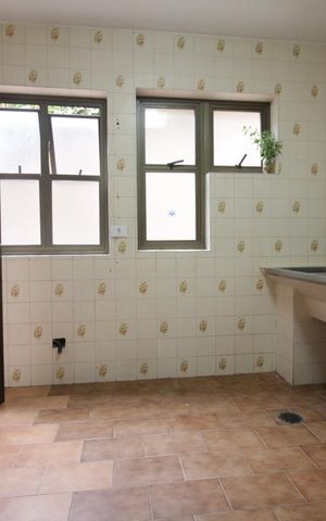 Casa à venda com 500m², 5 quartos e 7 vagasÁrea de Serviço