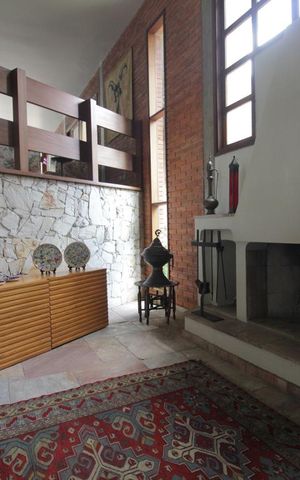 Casa à venda com 500m², 5 quartos e 7 vagasEntrada