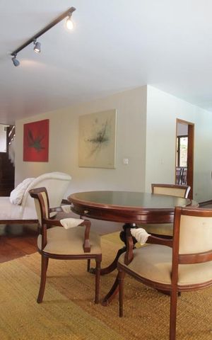 Casa à venda com 500m², 5 quartos e 7 vagasSala